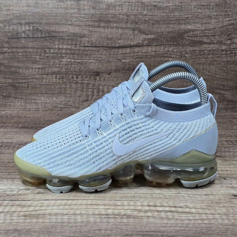 Nike Air VaporMax Flyknit 3 Women's Size 6.5 Gray Running Shoes (AJ6910-100) - Picture 3 of 9